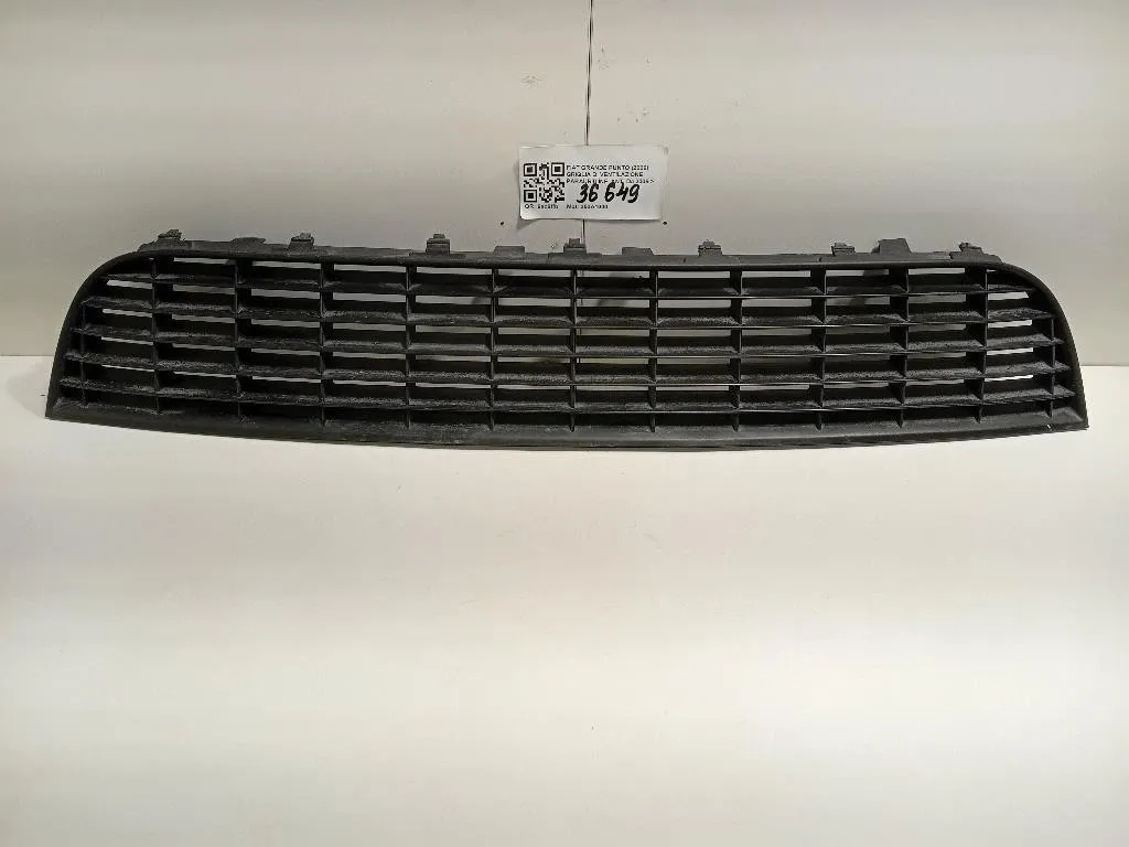 Griglia DI Ventilazione Paraurti INF ANT Fiat Grande Punto 2006