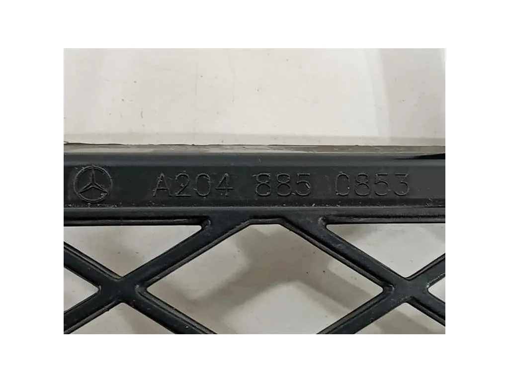 Griglia DI Ventilazione Paraurti INF ANT A2048850853 Mercedes Classe C W204 2011