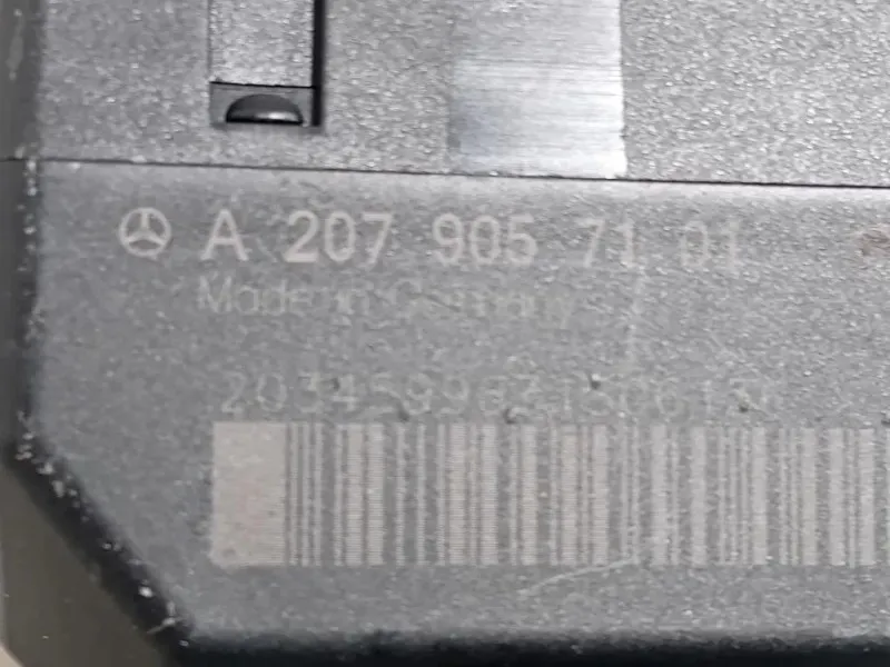 Bloccasterzo A2079057101 Mercedes Classe C W204 2011