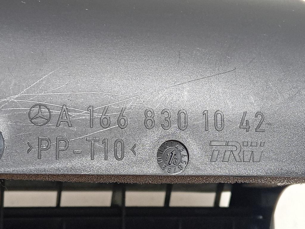 Griglia Parafango POST DX A1668301042 Mercedes Classe ML W166 2012