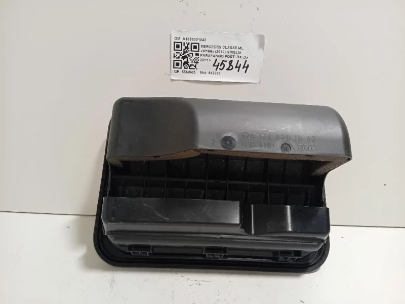 Griglia Parafango POST DX A1668301042 Mercedes Classe ML W166 2012