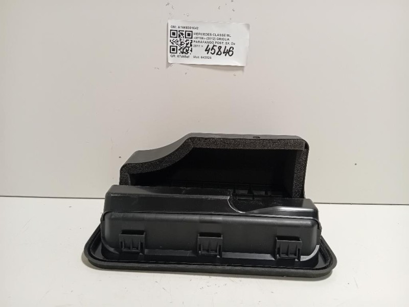 Griglia Parafango POST SX A1668301042 Mercedes Classe ML W166 2012