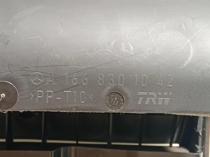 Griglia Parafango POST SX A1668301042 Mercedes Classe ML W166 2012