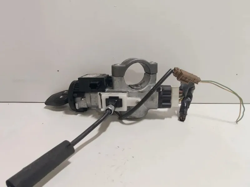 Bloccasterzo BLOCCASTERZO Nissan Micra IV 2013