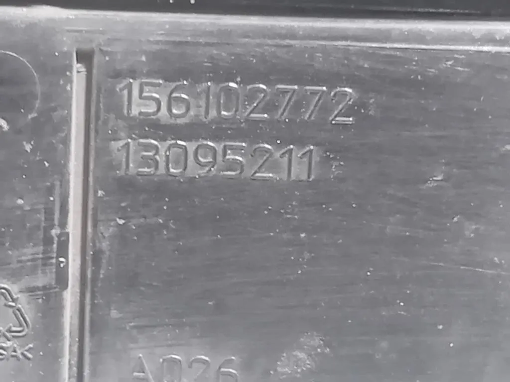 Griglia Radiatore CALANDRA GRIGLIA MASCHERINA ANTERIORE 155102772 Alfa Romeo Giulietta 2010