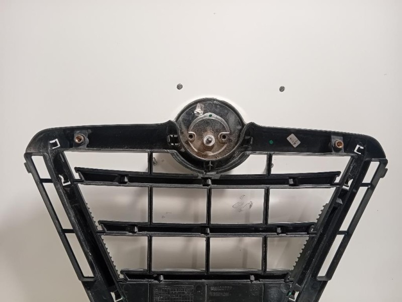 Griglia Radiatore CALANDRA GRIGLIA MASCHERINA ANTERIORE 155102772 Alfa Romeo Giulietta 2010