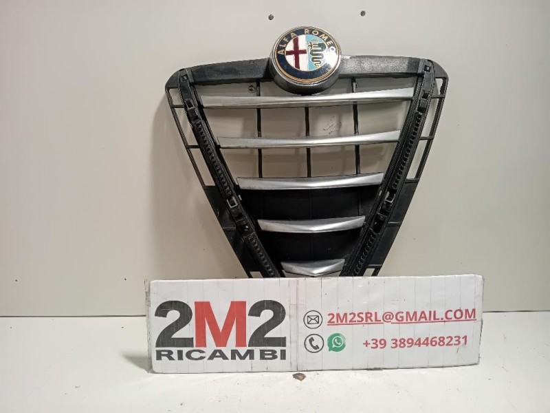 Griglia Radiatore CALANDRA GRIGLIA MASCHERINA ANTERIORE 155102772 Alfa Romeo Giulietta 2010