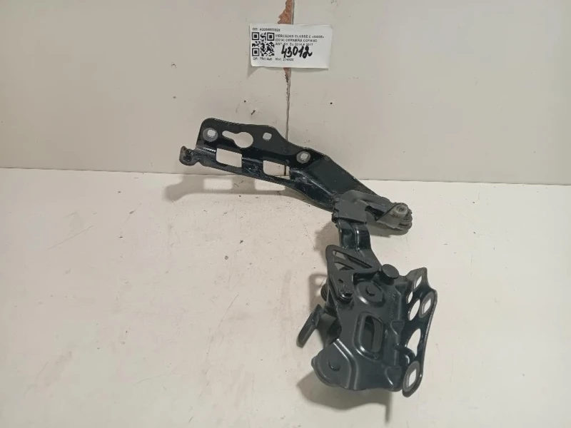 Cerniera Cofano ANT SX A2058800828 Mercedes Classe C W205 2014