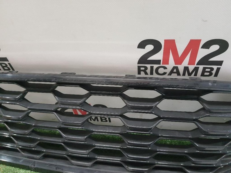 Griglia Radiatore 2384163 L1TB8200C Ford PUMA II 2019