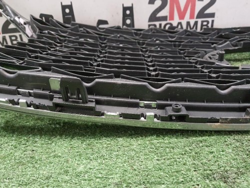 Griglia Radiatore 623105DA0A Infiniti QX30 2015