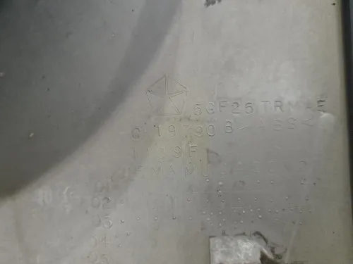 Griglia Radiatore K55156608AB Jeep Cherokee III 2002