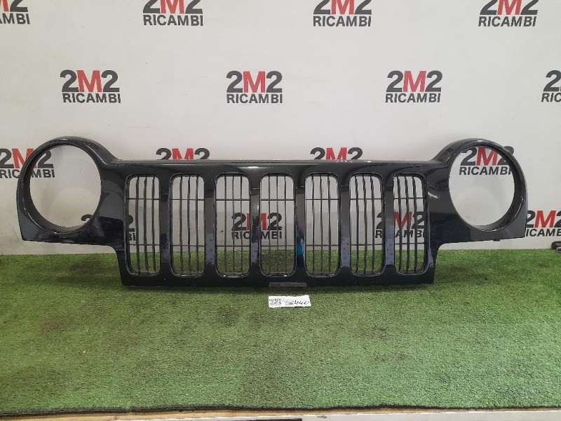 Griglia Radiatore K55156608AB Jeep Cherokee III 2002