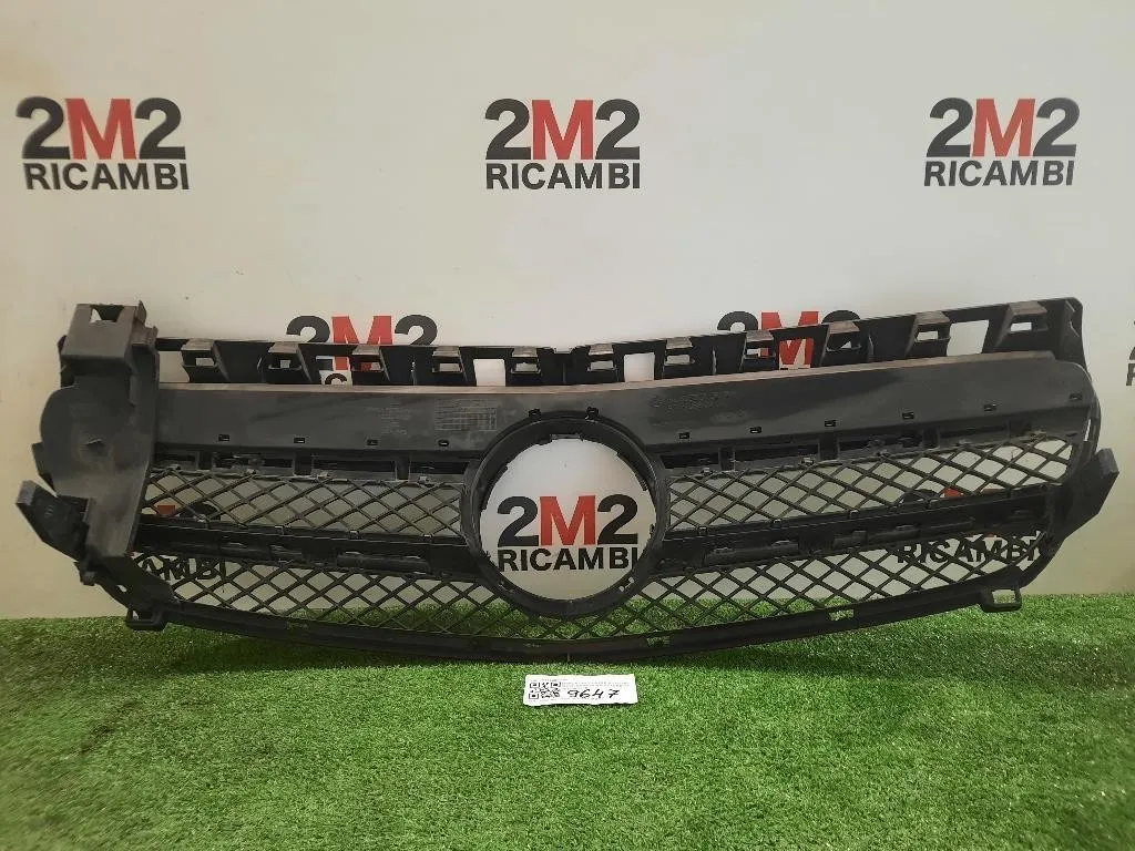 Griglia Radiatore A1768880360 Mercedes Classe A W176 2013