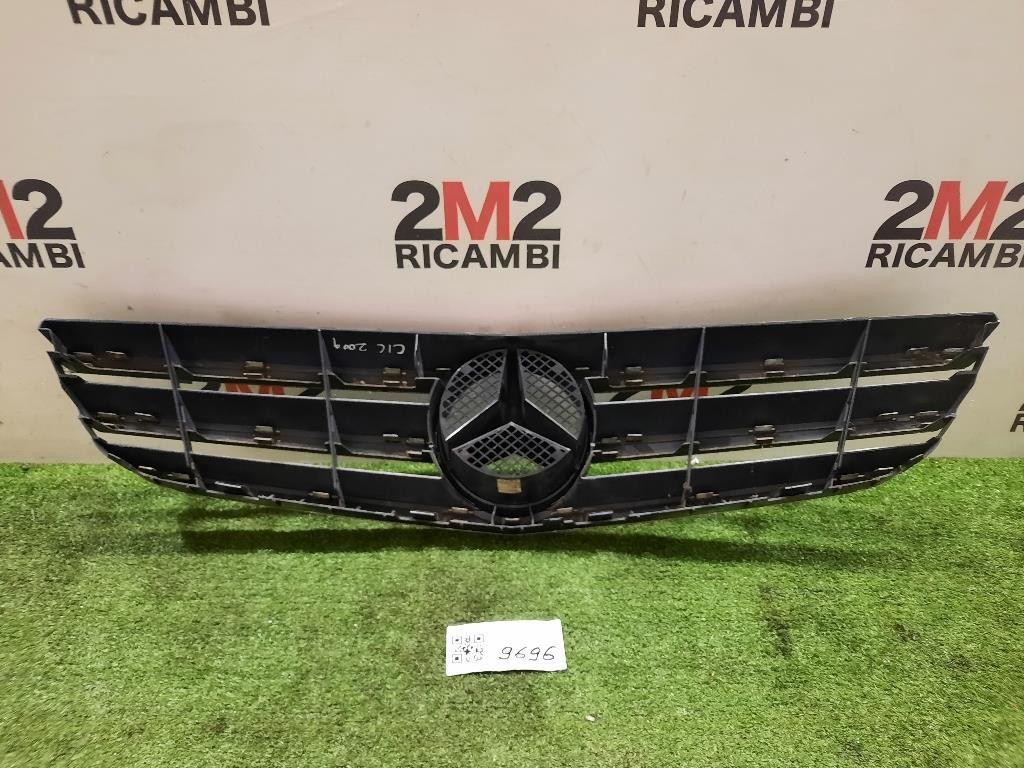 Griglia Radiatore A2038801583 Mercedes Classe CLC Cl203 2008