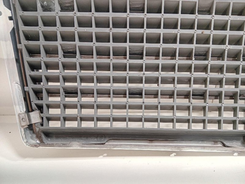 Griglia Radiatore A1248880223 Mercedes Classe E W124 1985