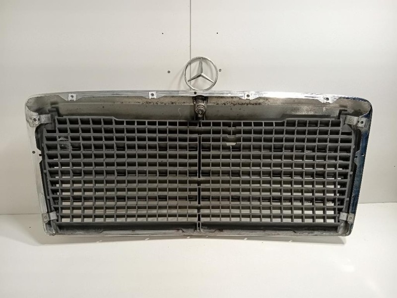 Griglia Radiatore A1248880223 Mercedes Classe E W124 1985