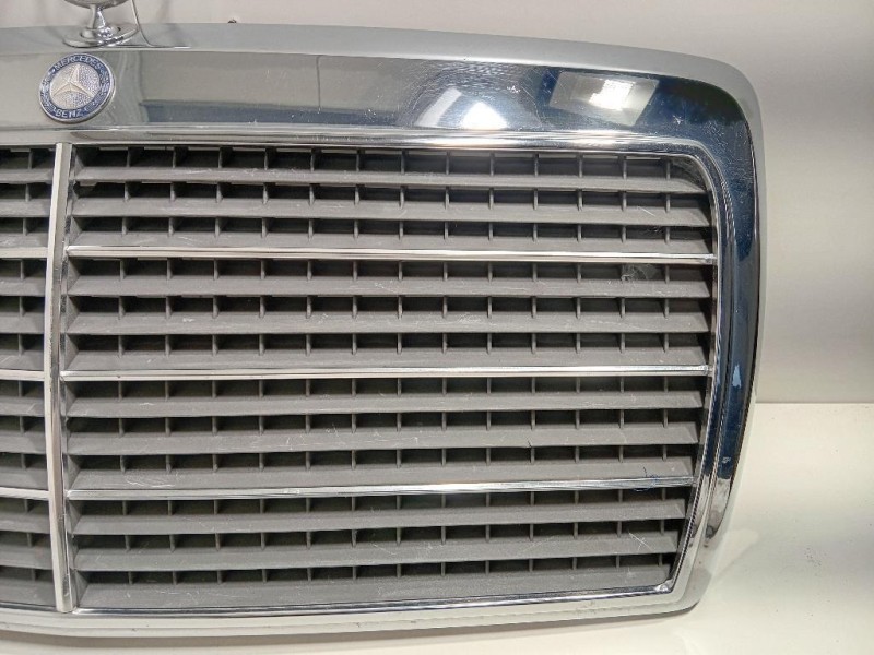 Griglia Radiatore A1248880223 Mercedes Classe E W124 1985