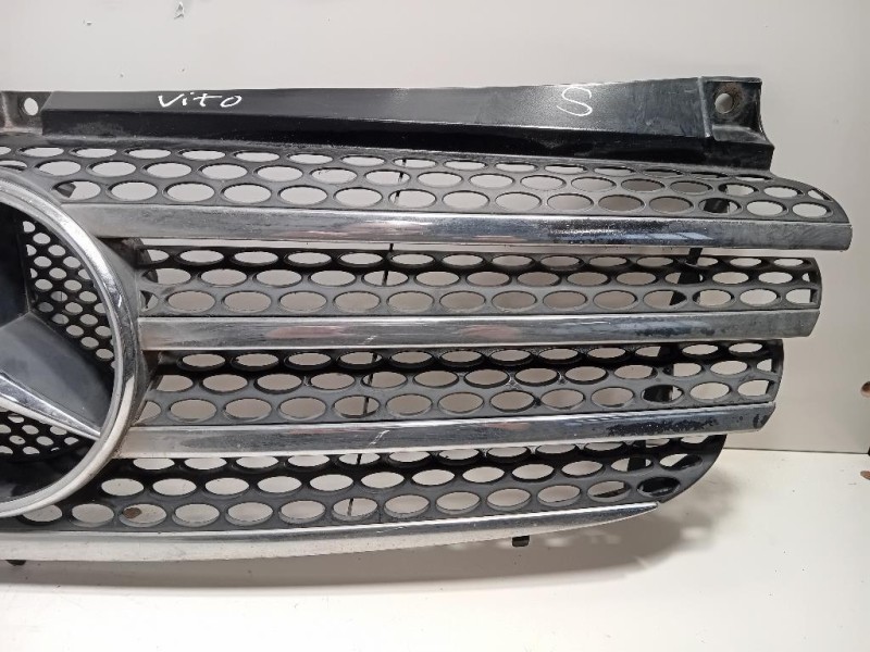 Griglia Radiatore A6398800285 Mercedes VITO W639 2004