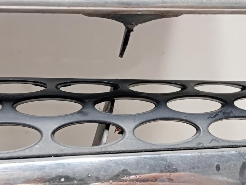 Griglia Radiatore A6398800285 Mercedes VITO W639 2004