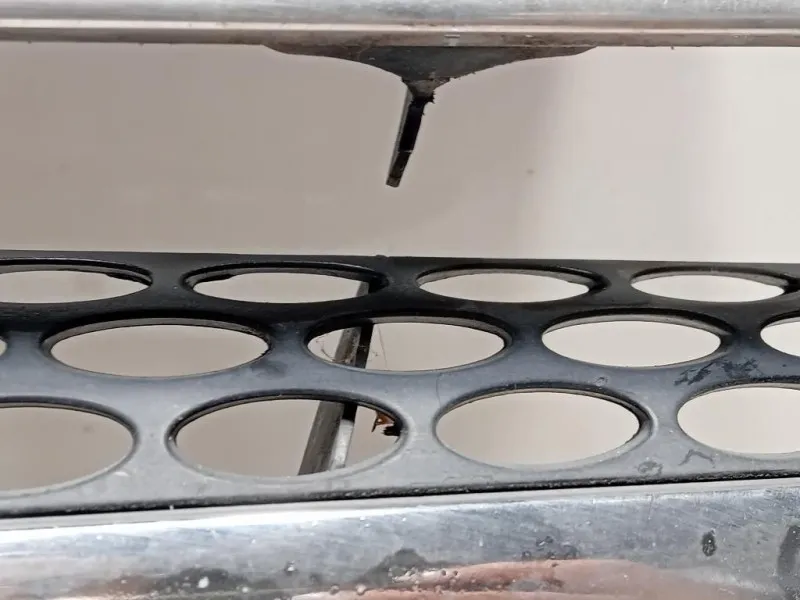 Griglia Radiatore A6398800285 Mercedes VITO W639 2004