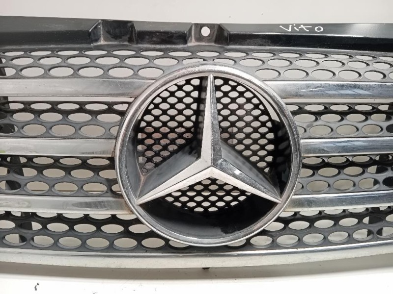 Griglia Radiatore A6398800285 Mercedes VITO W639 2004