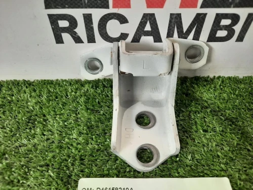 Cerniera Porta INF ANT SX D46158210A ANT SX Mazda 3 III 2014