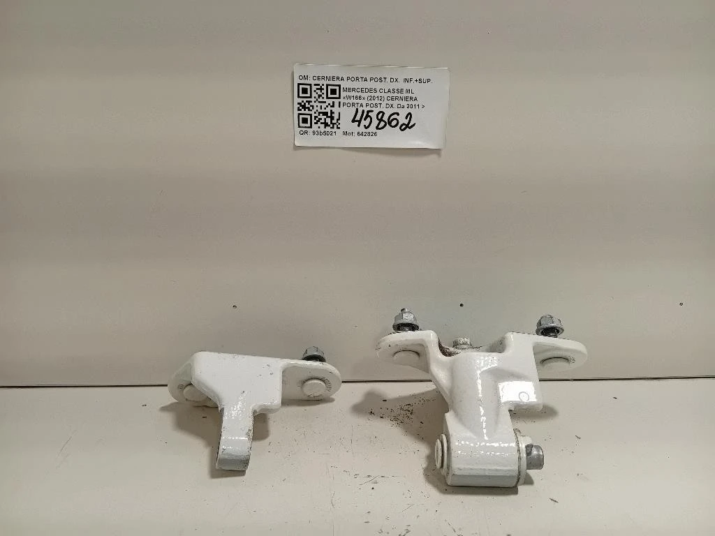 Cerniera Porta POST DX CERNIERA PORTA POST DX INF+SUP Mercedes Classe ML W166 2012