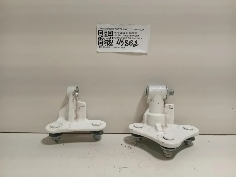 Cerniera Porta POST DX CERNIERA PORTA POST DX INF+SUP Mercedes Classe ML W166 2012