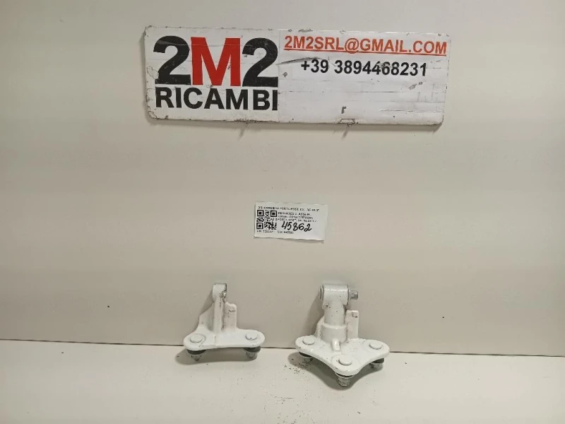 Cerniera Porta POST SX CERNIERA PORTA POST SX INF+SUP Mercedes Classe ML W166 2012