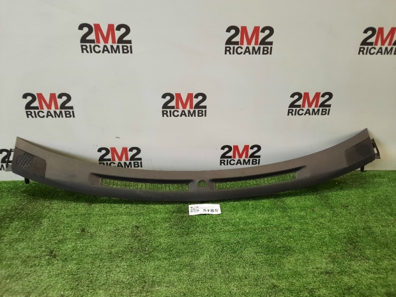 Griglia Ventilazione Parabrezza 683104EH1A Nissan Qashqai II 2014