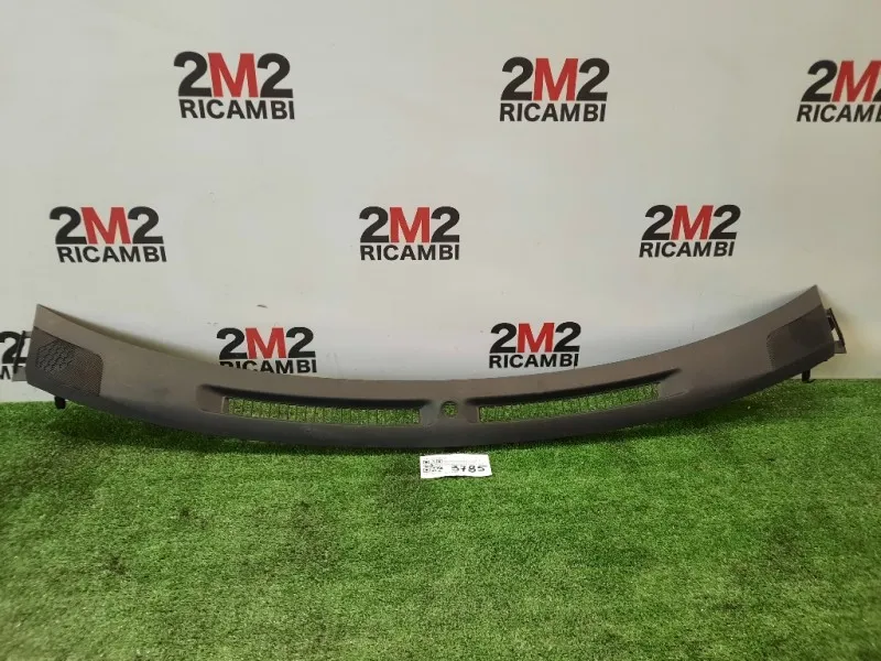 Griglia Ventilazione Parabrezza 683104EH1A Nissan Qashqai II 2014