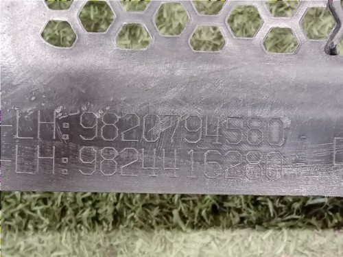 Griglia Ventilazione Parabrezza 9830472380 GRIGLIA PARABREZZA Opel Corsa F 2019