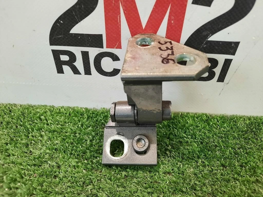 Cerniera Porta POST SX 1K9833401C Volkswagen GOLF VI 2009