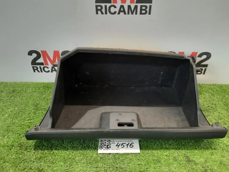 BOX Portaoggetti GS1D-64161 Mazda 6 II SW 2008