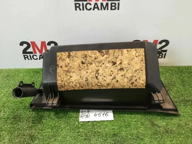 BOX Portaoggetti GS1D-64161 Mazda 6 II SW 2008