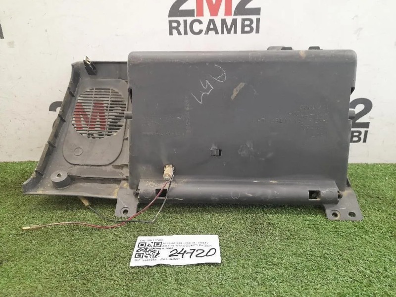 BOX Portaoggetti MR117600 Mitsubishi L200 II 1997