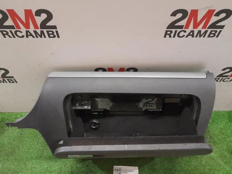 BOX Portaoggetti 1K1857290 Volkswagen GOLF V 2004