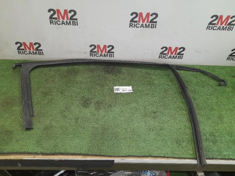 Guarnizione ANT Porta ANT SX A2467250125 ANT SX Mercedes Classe B W246 2012