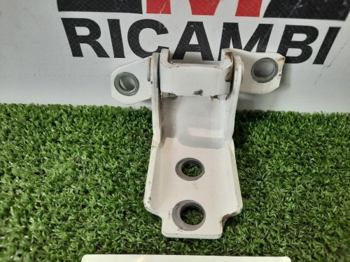 Cerniera Porta SUP POST SX KD5373210 POST SX Mazda 3 III 2014