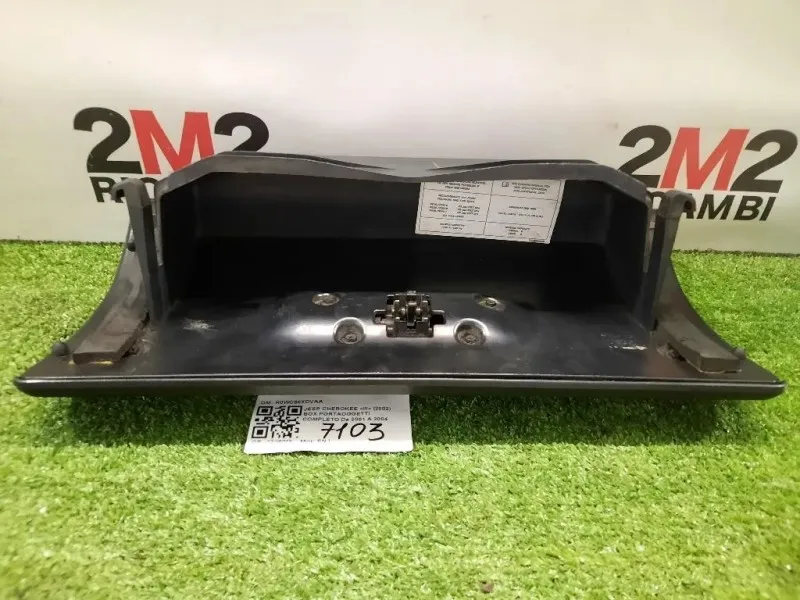 BOX Portaoggetti Completo K0WC86XDVAA Jeep Cherokee III 2002