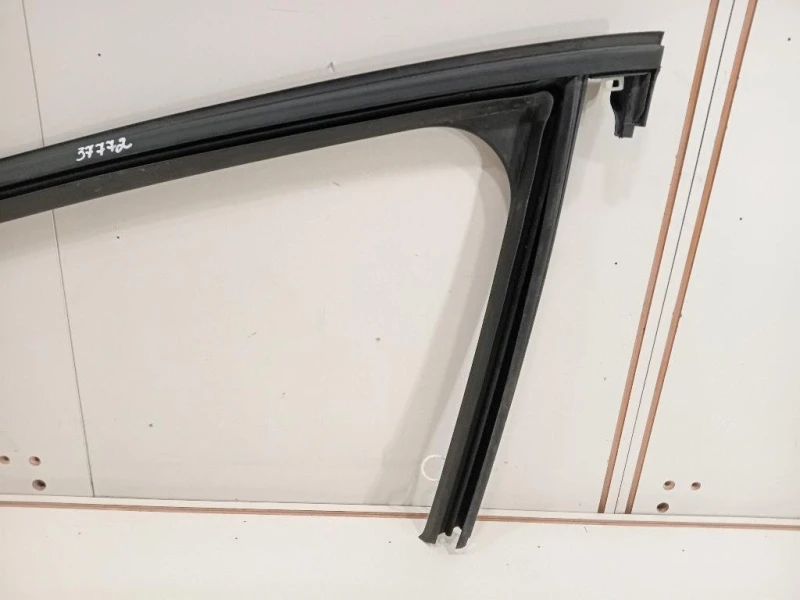 Guarnizione ANT Porta ANT SX 9823226680 Peugeot 208 I 2015