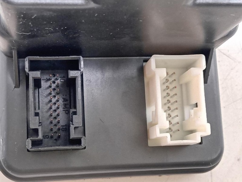 BOX Portaoggetti Completo MB892319 Mitsubishi Pajero III 2000