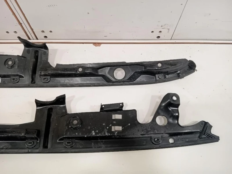 Guarnizione Capote ANT 5176734960551767349606 Bmw Serie 5 G30 Berlina 2016