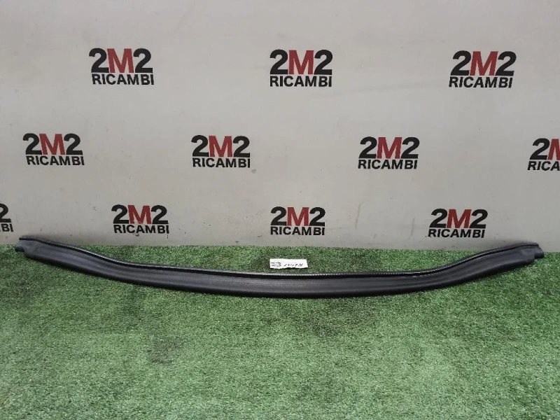 Guarnizione Cofano ANT A2468310042 Mercedes Classe B W246 2012