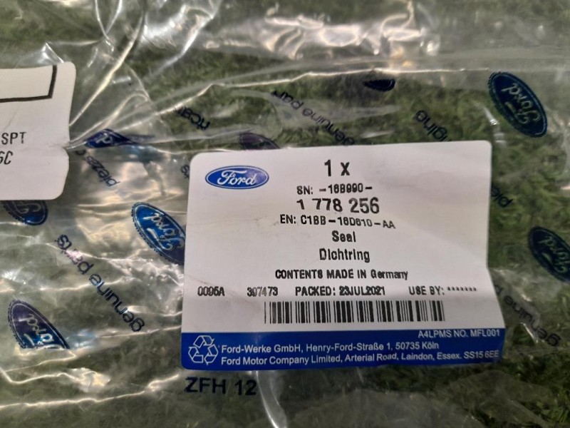 Guarnizione Paraurti ANT 1778256 C1BB16D610AA Ford Fiesta VI 2012