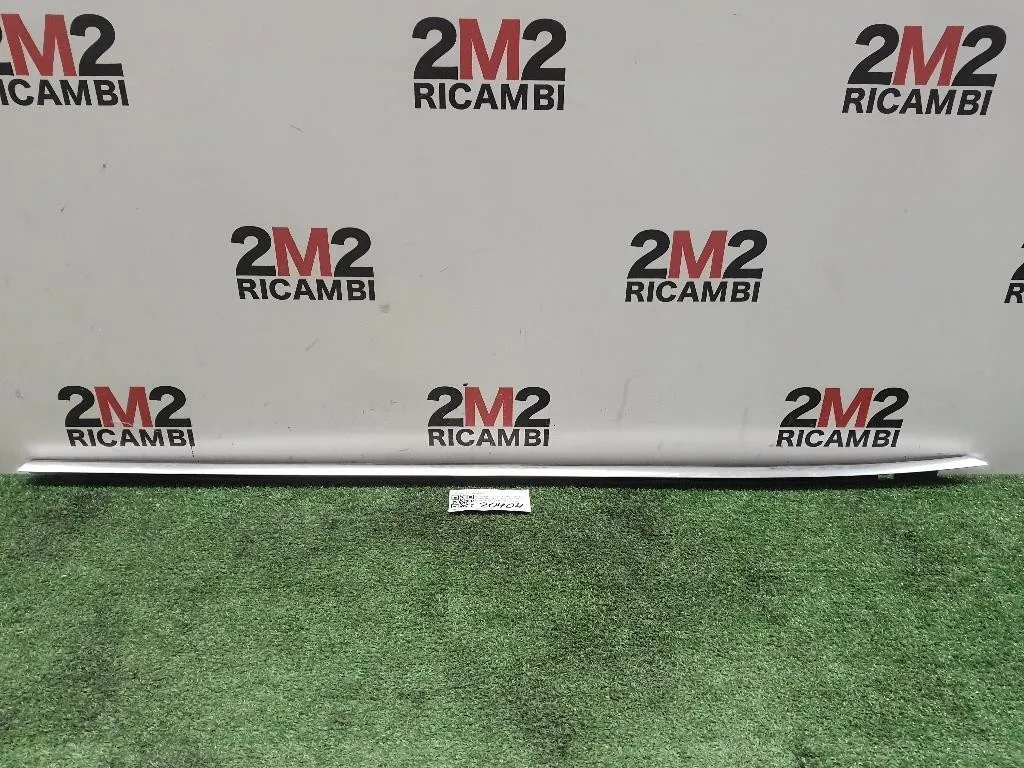 Guarnizione Raschiavetro Porta EST ANT DX 8W7853284A3Q7 Audi A5 F57 Cabrio 2016