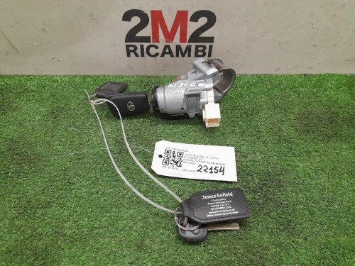 Guarnizione Raschiavetro Porta EST POST DX A2516904880 Mercedes Classe R W251 2006