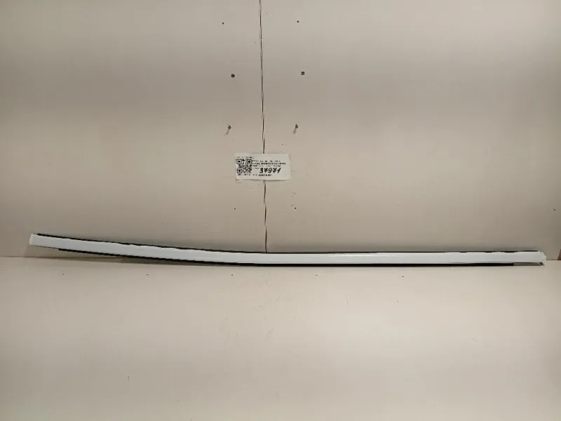 Guarnizione Raschiavetro Porta EST POST DX 9811240680 Peugeot 3008 II 2016