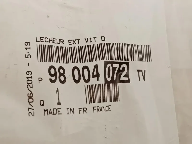 Guarnizione Raschiavetro Porta EST POST DX 96778798TV 98004072TV Peugeot 308 II 2017