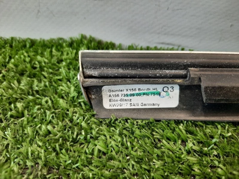 Guarnizione Raschiavetro Porta EST POST SX A1567350900 Mercedes Classe GLA X156 2014